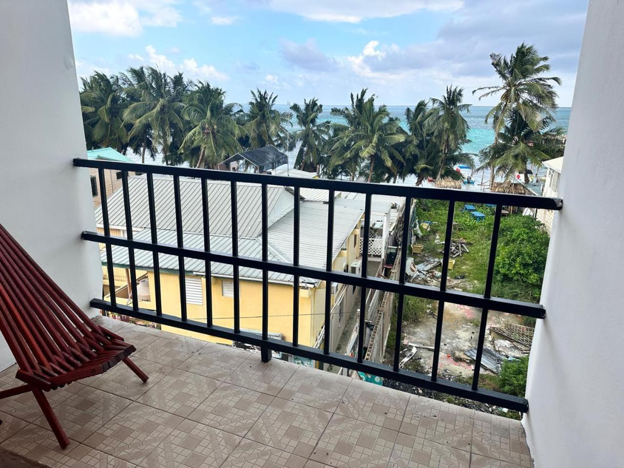 Enjoy Hotel Caye Caulker Kültér fotó