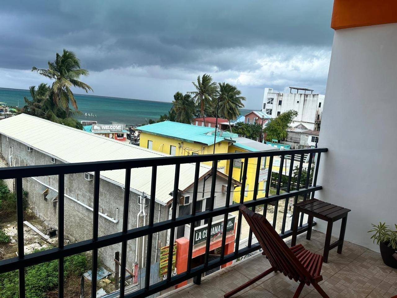 Enjoy Hotel Caye Caulker Kültér fotó